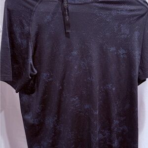 lululemon athletica Black and Blue Patterned Tee